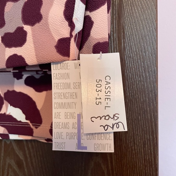 Lularoe Cassie Skirt - Picture 3 of 3